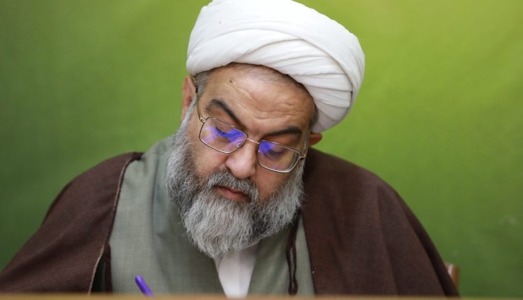 حرکت در خط مهدویت از رسالت‌های مؤمنان در عصر غیبت است
