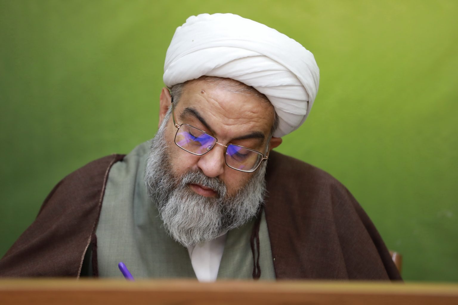 حرکت در خط مهدویت از رسالت‌های مؤمنان در عصر غیبت است