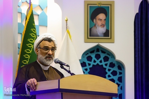 از خلوت مسجد تا میدان حکمرانی؛ نقش اعتکاف در جامعهسازی